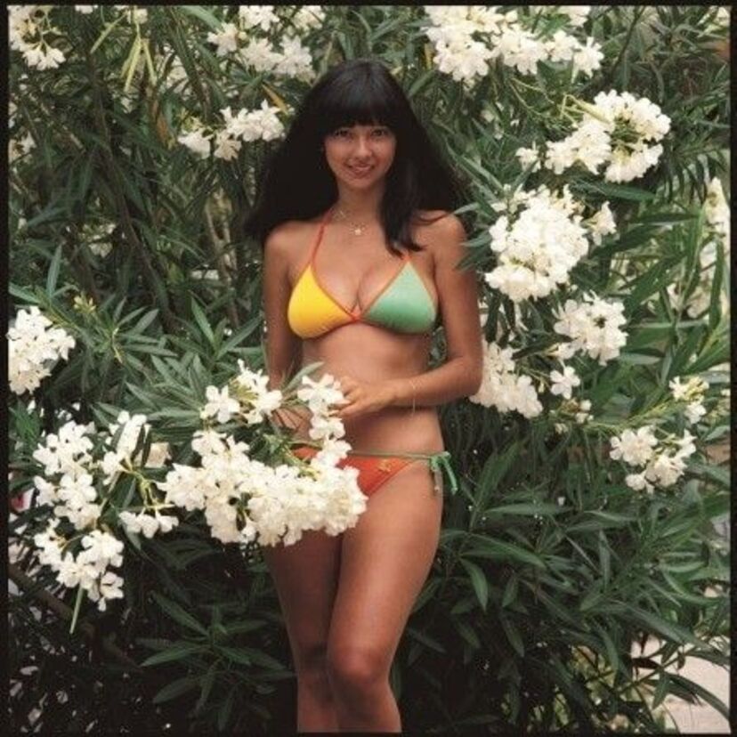 元祖グラドル、アグネス・ラムの写真集が発売！70年代当時の未発表カットが多数収録！！