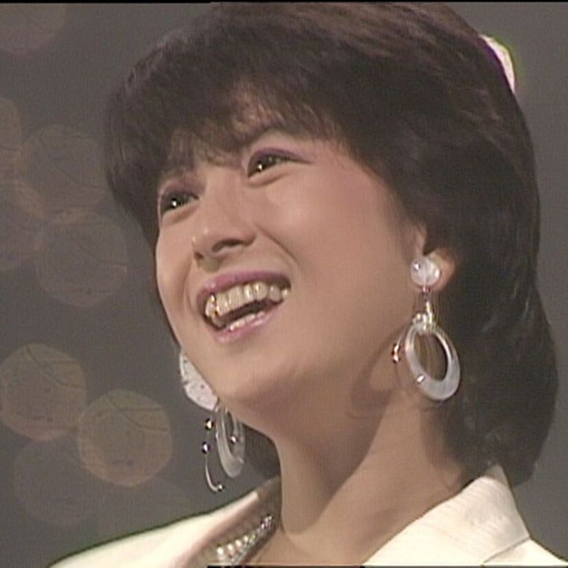 河合奈保子のTV歌唱シーンが初商品化！NHKに残る「NHK紅白歌合戦」「レッツゴーヤング」など全97曲が収録！