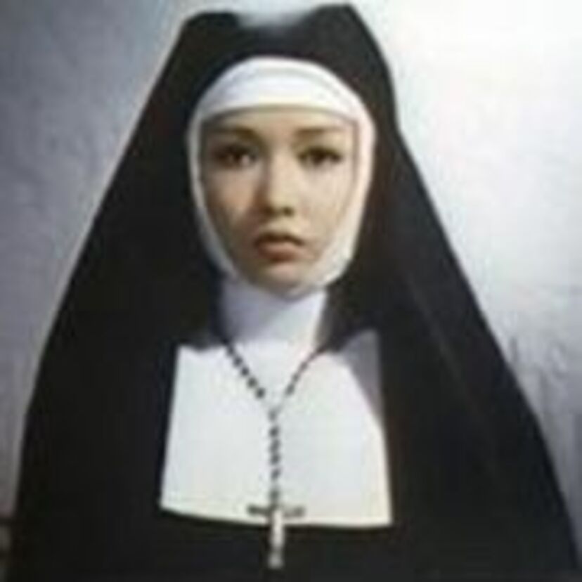 清純派女優「多岐川裕美」の過激なデビュー作「聖獣学園」