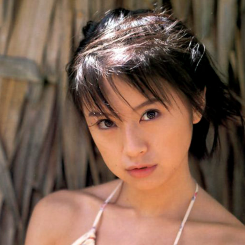 【鈴木あみ(亜美)】全盛期の可愛いグラビア画像☆水着・制服姿も♪