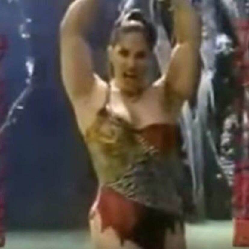 「ダ・ダーン！」のCMでお馴染みの女子プロレスラー「レジー・ベネット」！現在は何をやってるの？