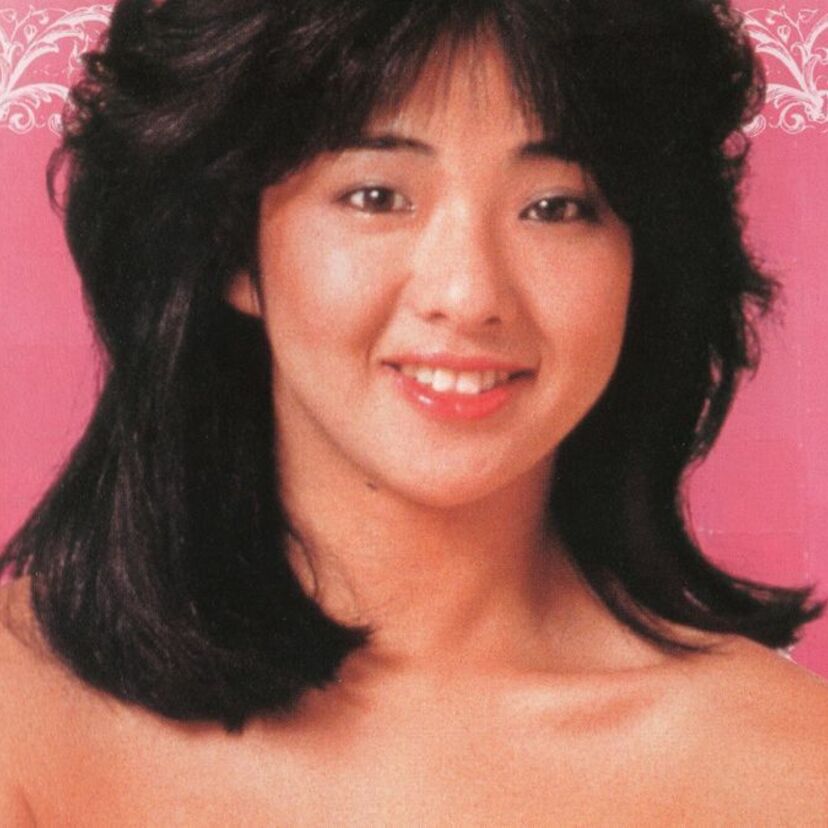 近親相姦をテーマにした「ピンクのカーテン」。ジョージ秋山の問題作を数々のセクシー女優が実に可愛く演じてます。