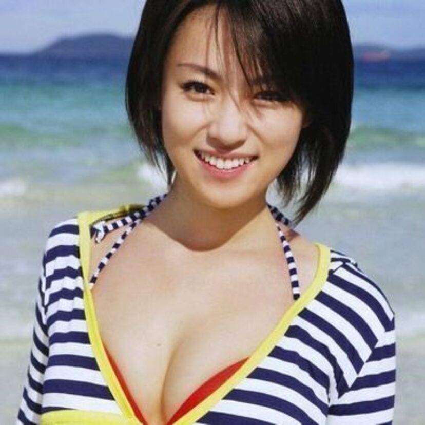 【深田恭子】ホリプロ最強のグラマラス巨乳を、水着・ランジェリー・着衣巨乳などセクシー画像と共に振り返る。