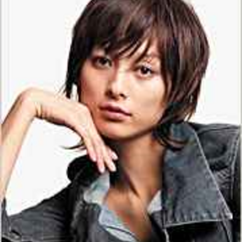 モデル・石川亜沙美さんは引退していなかった！ケツメイシ旦那と略奪婚するも離婚した理由は大病と関係ある？