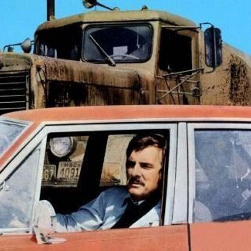 トラックが主役？乗り物が暴走する映画集めてみました☆激突／暴走トラック’７６／コンボイ他