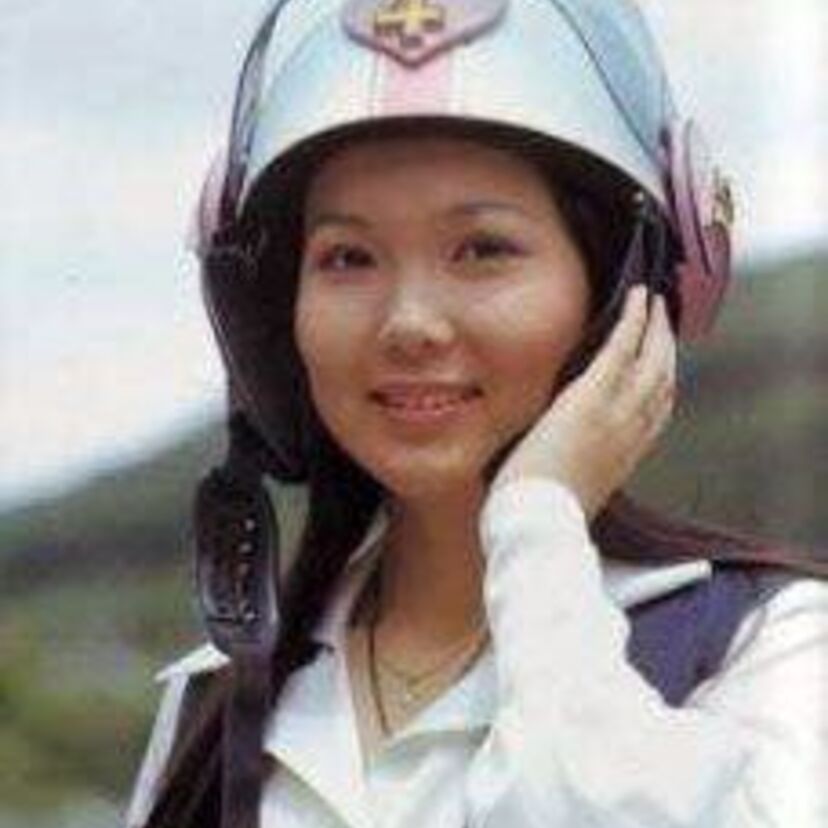 【小牧りさ】秘密戦隊ゴレンジャーのモモレンジャー・ペギー松山としてご活躍！美バストを露わにしたセクシーグラビアも調査！