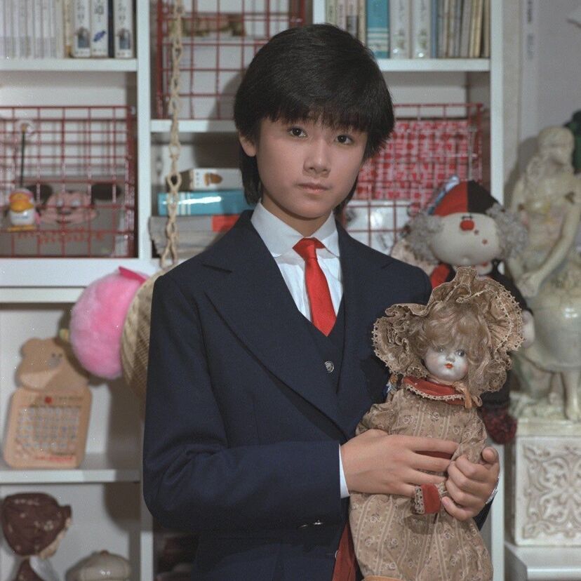 原田知世のデビュー40周年記念！「ねらわれた学園」「天国にいちばん近い島」など懐かし作品がCSで放送決定！！