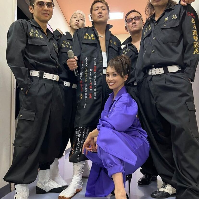 酒井法子（51）がインスタで人生初の『特攻服姿』を披露！原田真二（63）、京本政樹（63）との写真も話題に！！