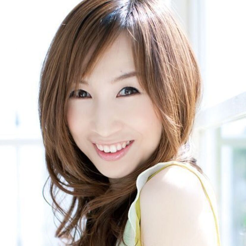 【森口博子】今もなお輝きを放つガンダムソングの歌姫！かつて披露したセクシーグラビアなどもチェック！