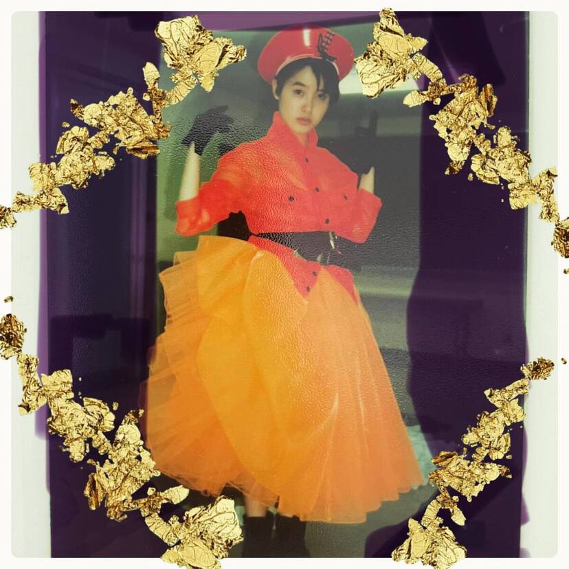 歌手デビュー40周年！荻野目洋子（55）が80年代に撮影した“アイドル衣装”ショットを披露！！
