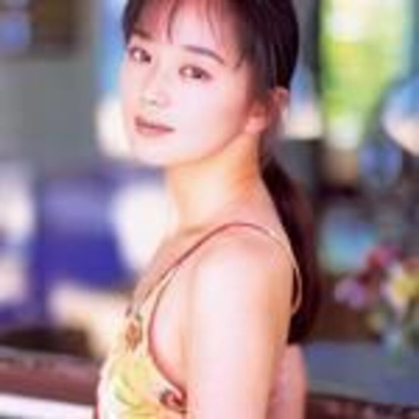 貧乳ファンに捧ぐ！脱いだらペチャパイだった女優☆アイドル