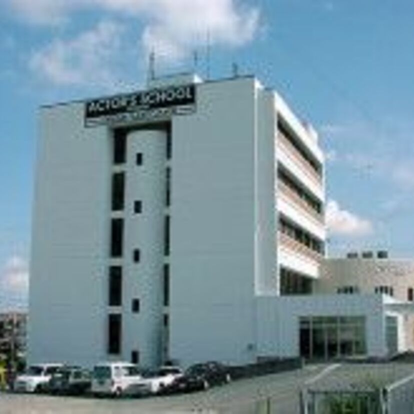 沖縄アクターズスクール出身者が席巻していた時期がありましたね！夜もヒッパレに出過ぎな彼女達を今一度チェックしましょう！