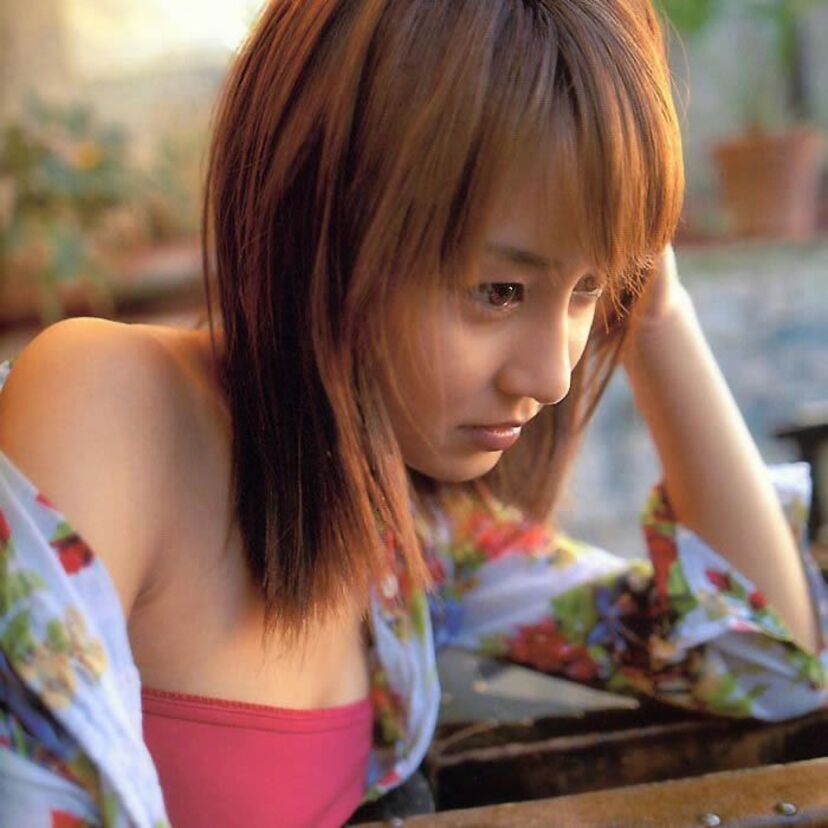 実は写真集を多数発表！女優「矢田亜希子」の過去をセクシーな画像で振り返る。