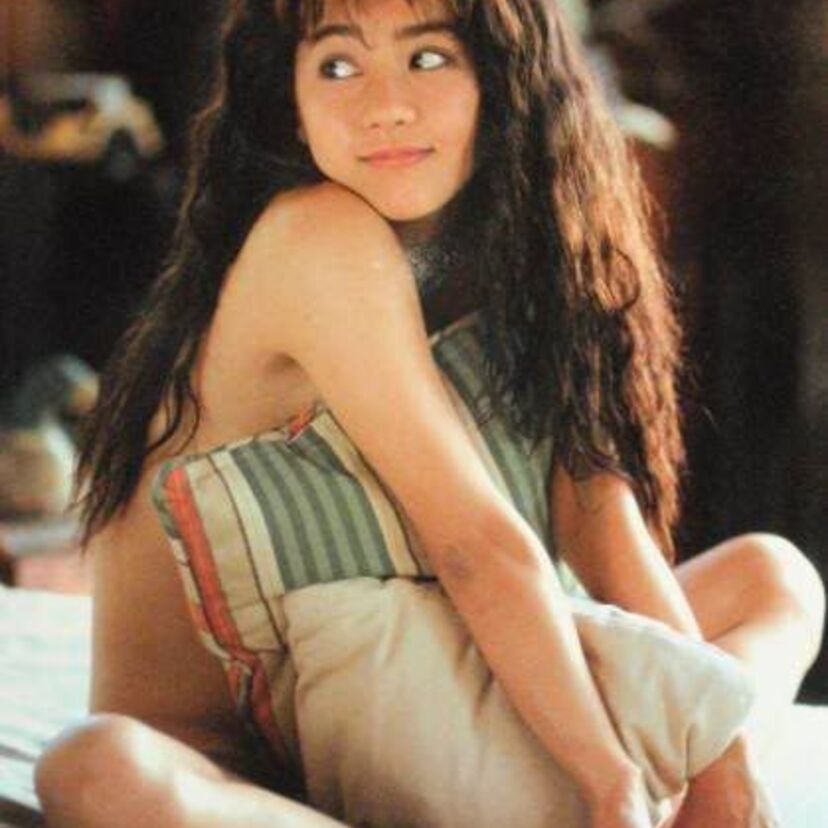 元オールナイターズでアニソン歌手【浦西真理子】のセクシーなグラビアとヌード画像を振り返る。