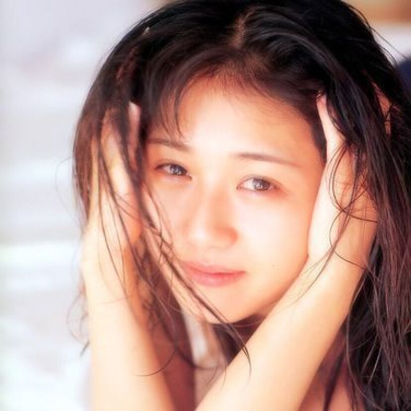 乙女塾から衝撃のヘアヌード【中嶋美智代】のキュートなグラビアとプライベート感のあるヘアヌードを画像で振り返る。