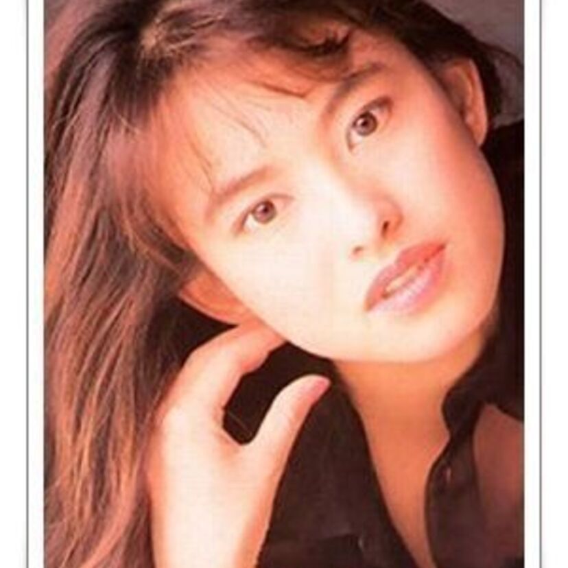 その瞳に保険をかけて話題となった女優・田中美奈子